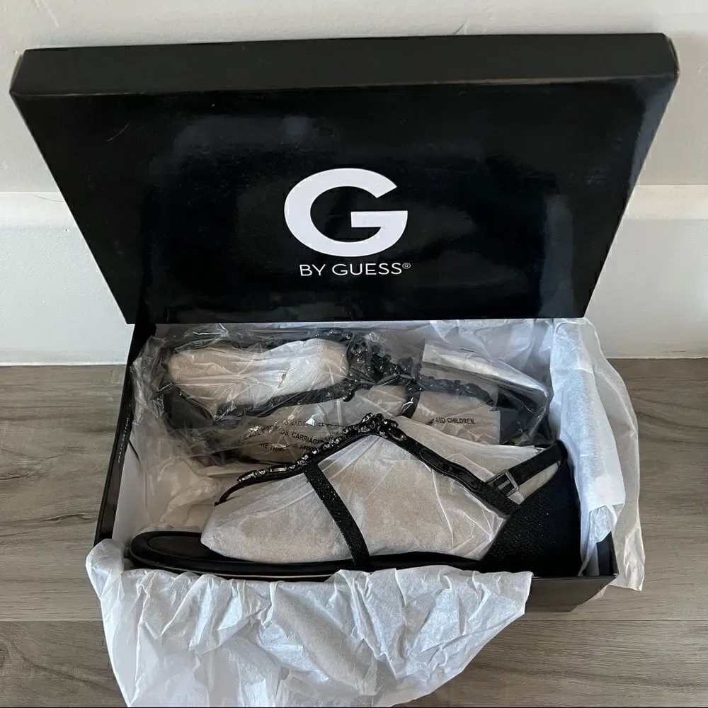 NWT G by Guess Deers black jeweled BLING sandals size 11 & 10. Glitter upper